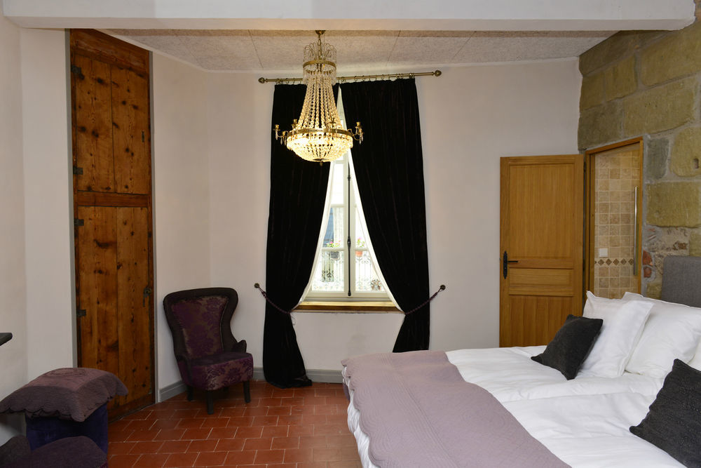Bed and Breakfast Rue Galilee Марсейан Экстерьер фото